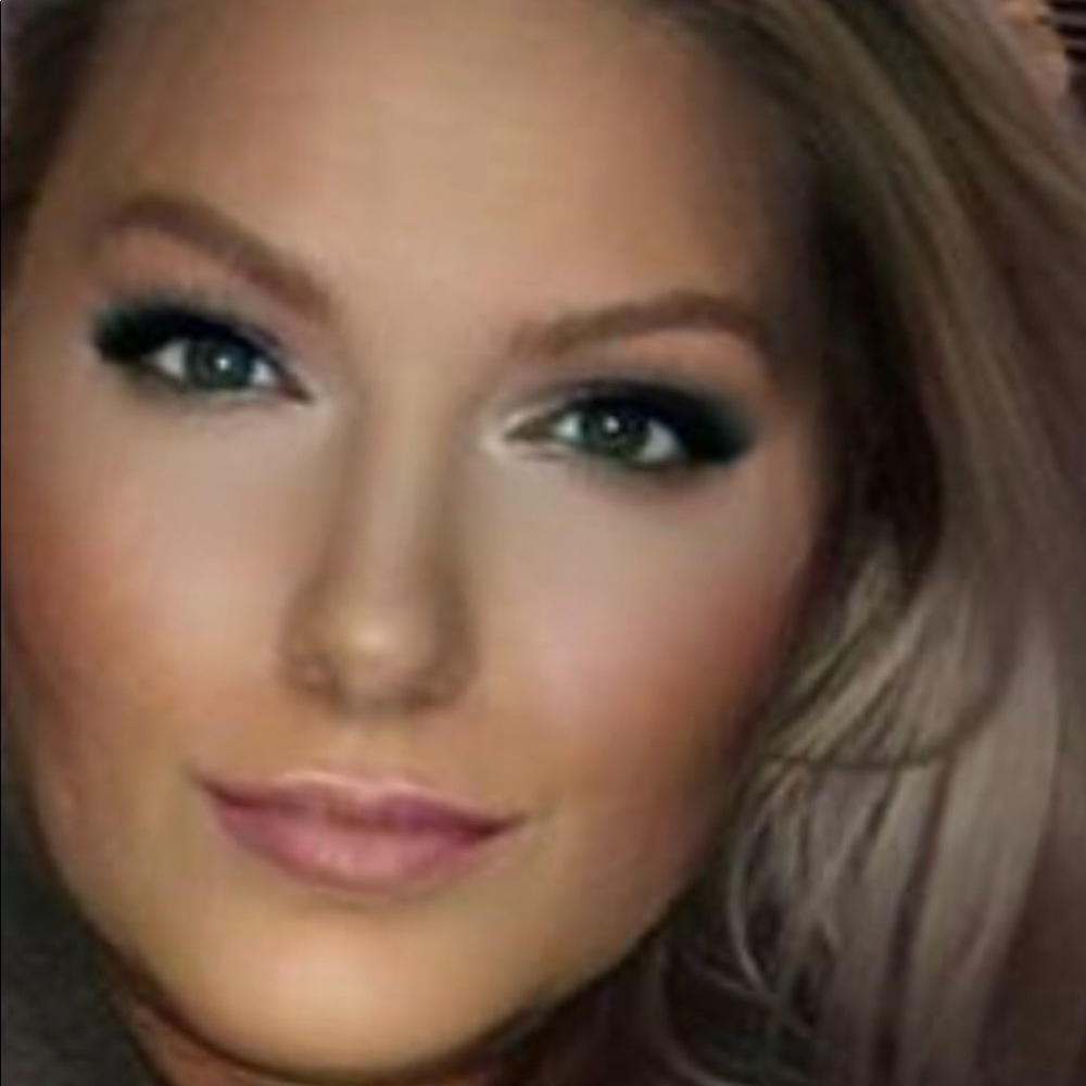 Meet your Posher, Mindy